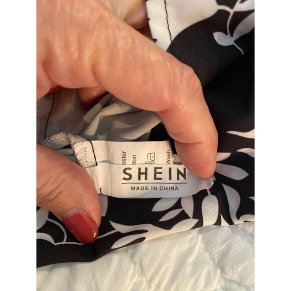 SHEIN Dress Plus Size 3X  22 to 24   w/ Faux Wrap  Short Sleeve  Elastic Waist - Picture 8 of 12